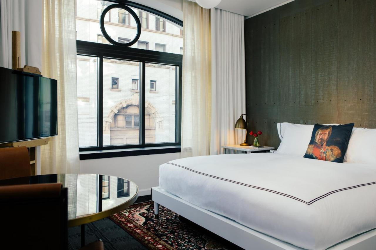 KIMPTON PALLADIAN HOTEL in Seattle, Wa