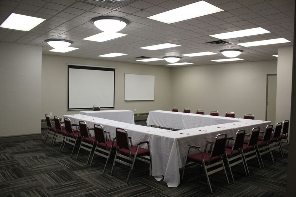 RAMADA BY WYNDHAM EDMONTON SOUTH in Edmonton