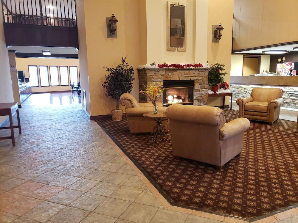 HAWTHORN SUITES BY WYNDHAM WICHITA WEST in Wichita