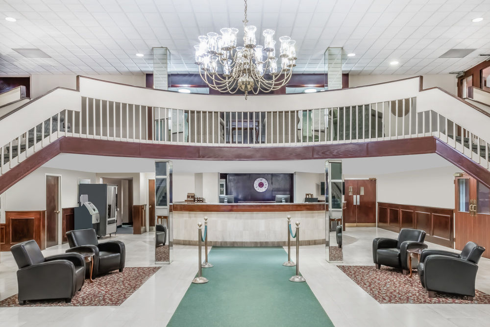 RAMADA BY WYNDHAM LONDON in London