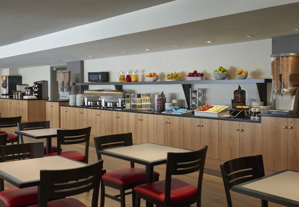 RESIDENCE INN BY MARRIOTT MONTREAL DOWNTOWN in Montreal