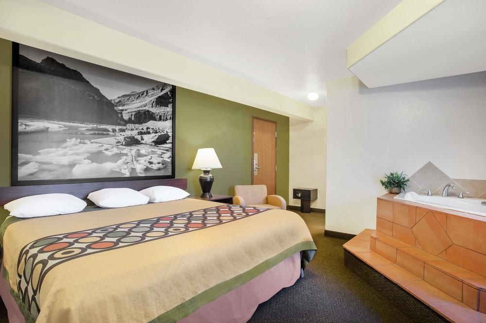 Super 8 by Wyndham Livingston Yellowstone in Livingston