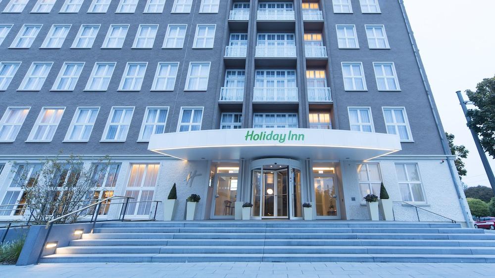 HOLIDAY INN DRESDEN - AM ZWINGER in Dresden