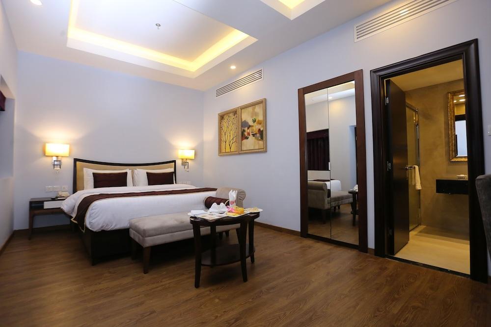 Ramada Plaza by Wyndham Karachi Airport Hotel in KARACHI