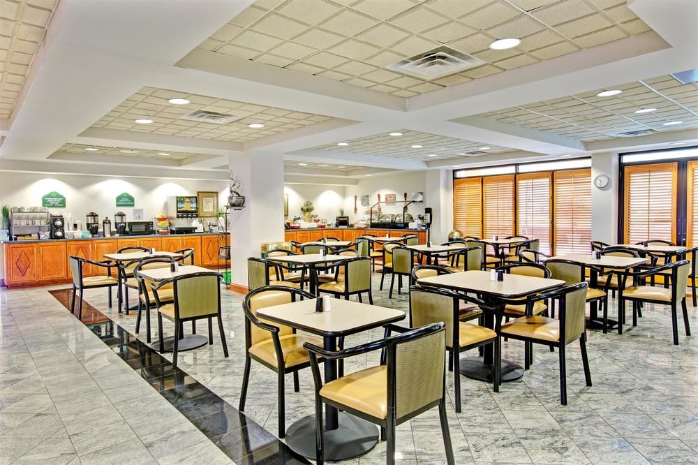 WINGATE BY WYNDHAM MOORESVILLE in Mooresville, Nc