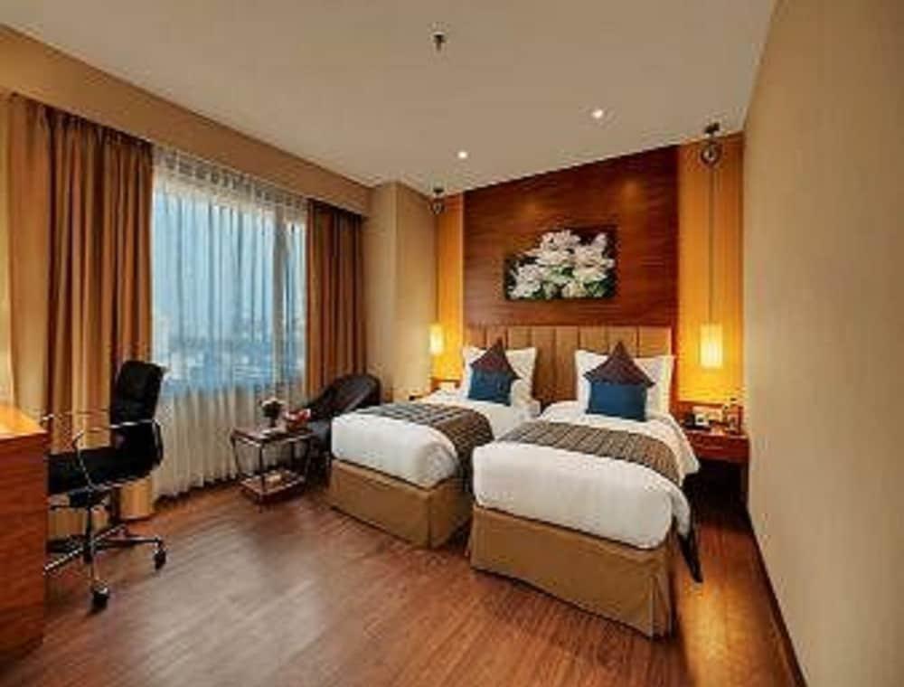 RAMADA BY WYNDHAM AHMEDABAD in Ahmedabad