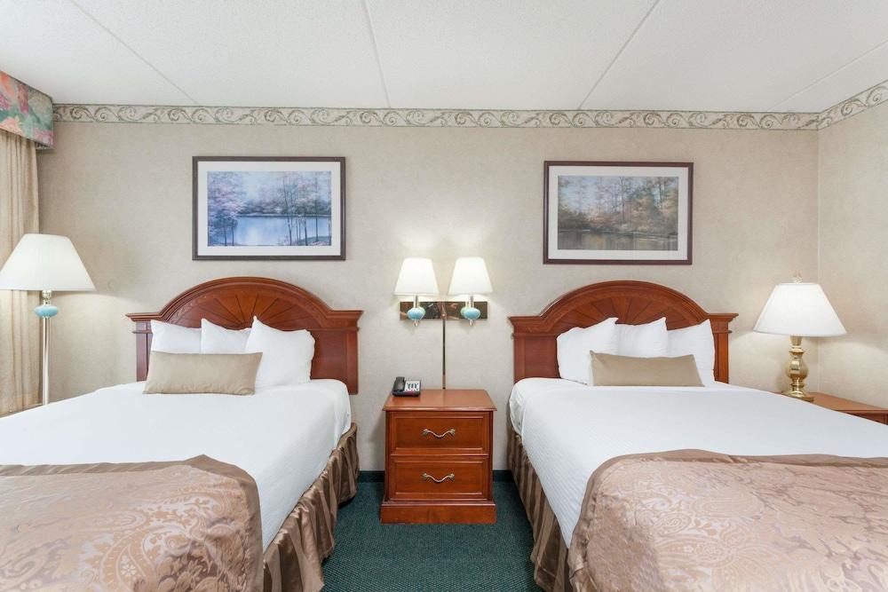 WINGATE BY WYNDHAM VINELAND/MILLVILLE in Vineland, Nj