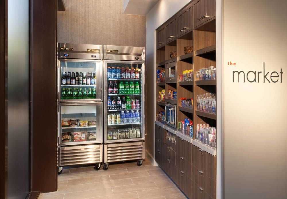RESIDENCE INN BY MARRIOTT INDIANAPOLIS AIRPORT in Indianapolis