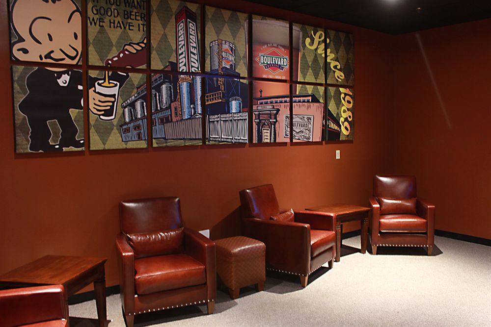 FOUR POINTS BY SHERATON KANSAS CITY AIRPORT in Kansas City, Mo