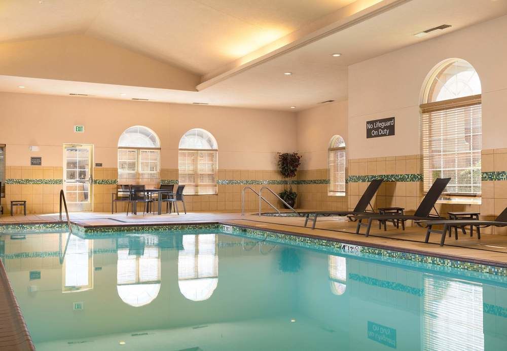 RESIDENCE INN BY MARRIOTT KANSAS CITY AIRPORT in Kansas City, Mo