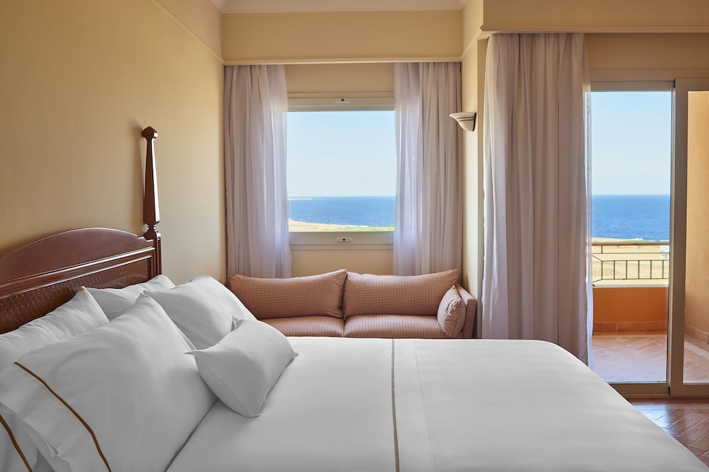 The Cascades Golf Resort, Spa and Thallasso (ex Westin Soma Bay Golf) in HURGHADA