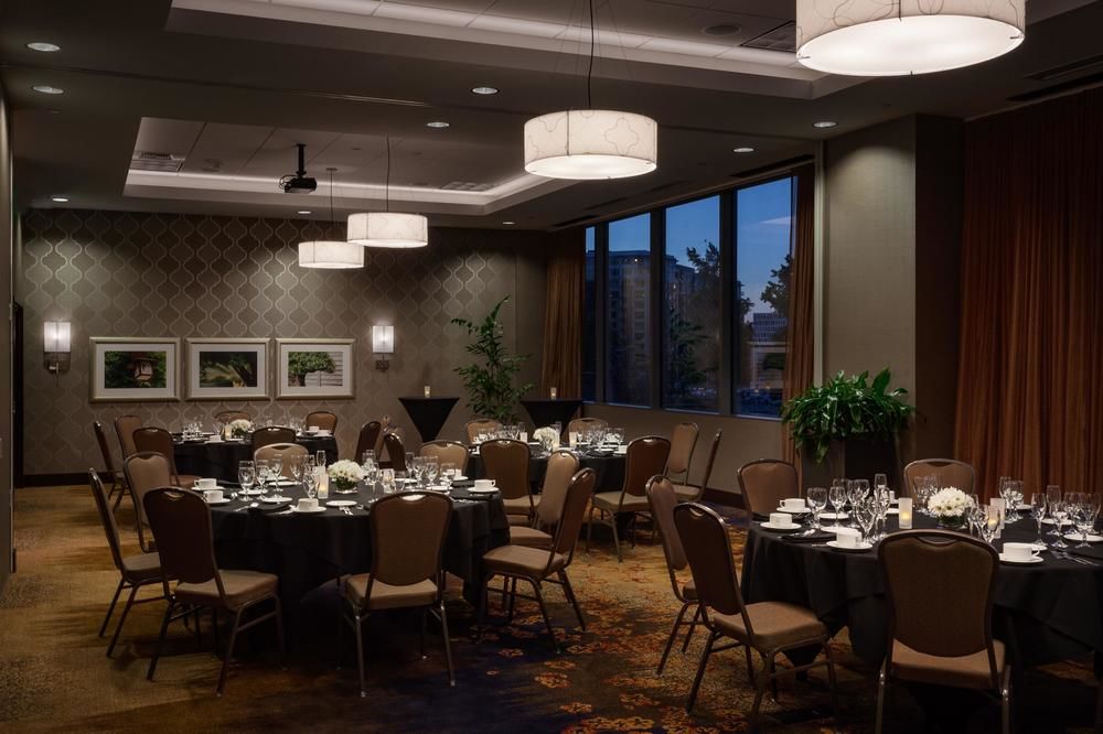 HILTON GARDEN INN DOWNTOWN in Seattle, Wa