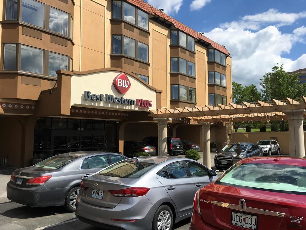 Seville Plaza Hotel, Trademark Collection by Wyndham in Kansas City, Mo