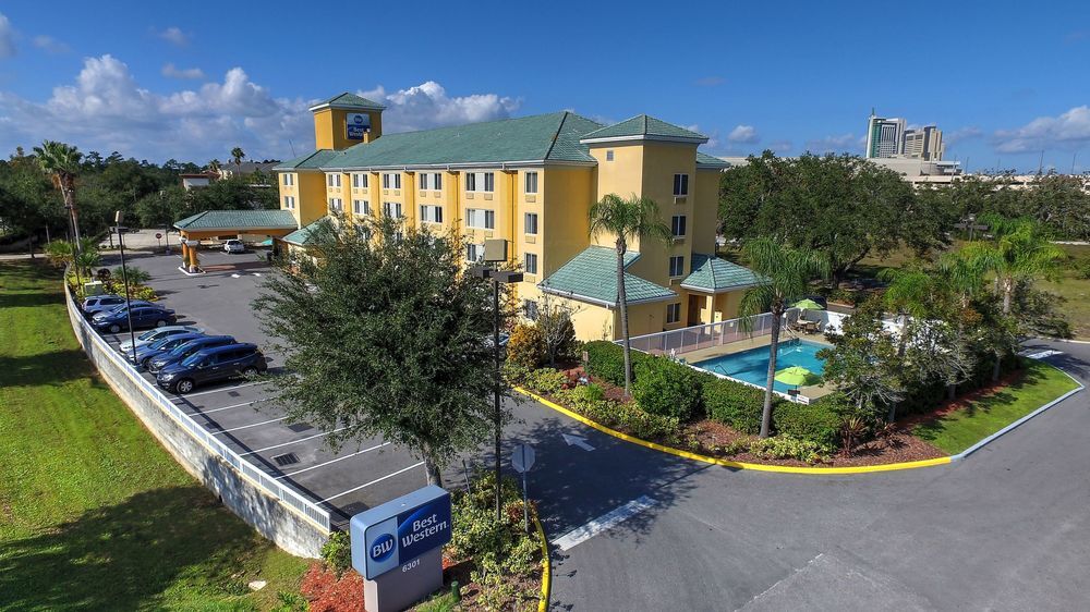 Spark by Hilton Orlando near SeaWorld in Orlando