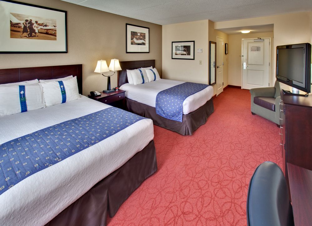 THE REWIND WEST DES MOINES, TAPESTRY COLLECTION BY HILTON in West Des Moines, Ia
