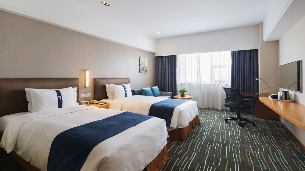 Holiday Inn Express Shanghai New Jinqiao in Shanghai