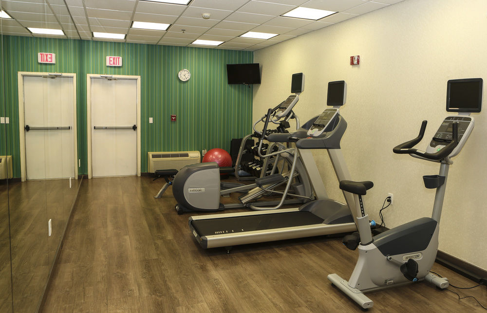 Holiday Inn Express & Suites Phoenix Airport in Phoenix, Az