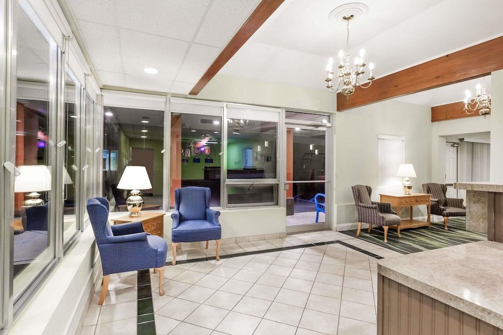 Days Inn by Wyndham Albany SUNY in Albany