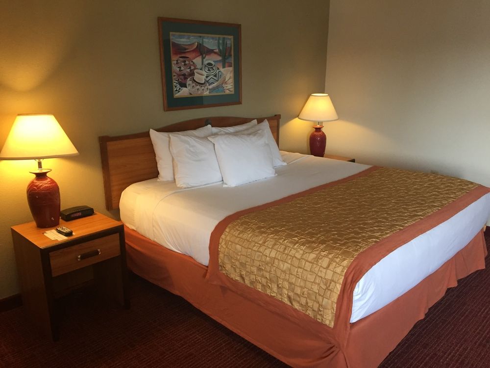 Hawthorn Suites By Wyndham Albuquerque in Albuquerque