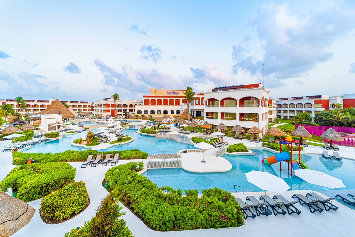 HARD ROCK HOTEL RIVIERA MAYA in PUERTO AVENTURAS