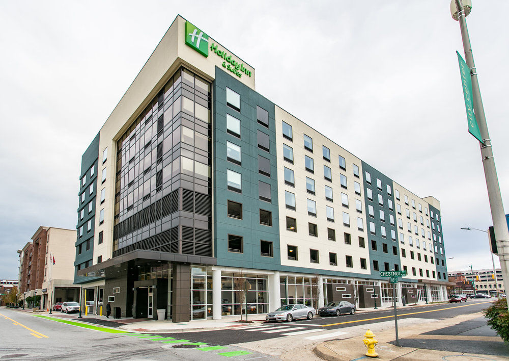 HOLIDAY INN HOTEL & SUITES CHATTANOOGA DOWNTOWN in Chattanooga, Tn