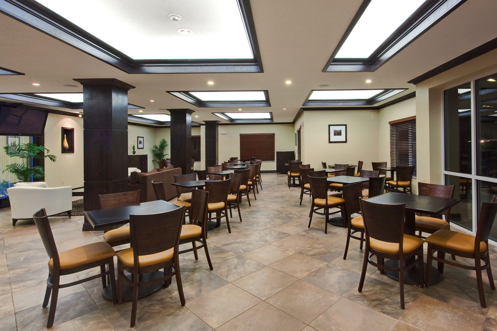 HOLIDAY INN EXPRESS HOTEL & SUITES ALBUQUERQUE AIRPORT in Albuquerque