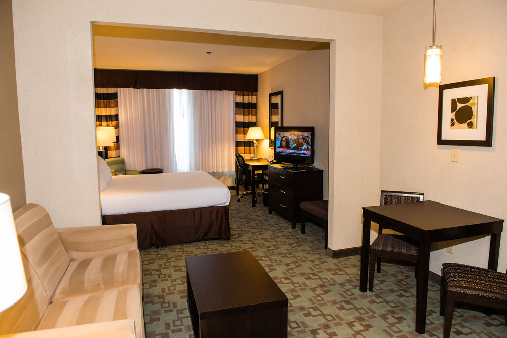 HOLIDAY INN EXPRESS & SUITES HOUSTON NW BELTWAY 8-WEST ROAD in Houston, Tx