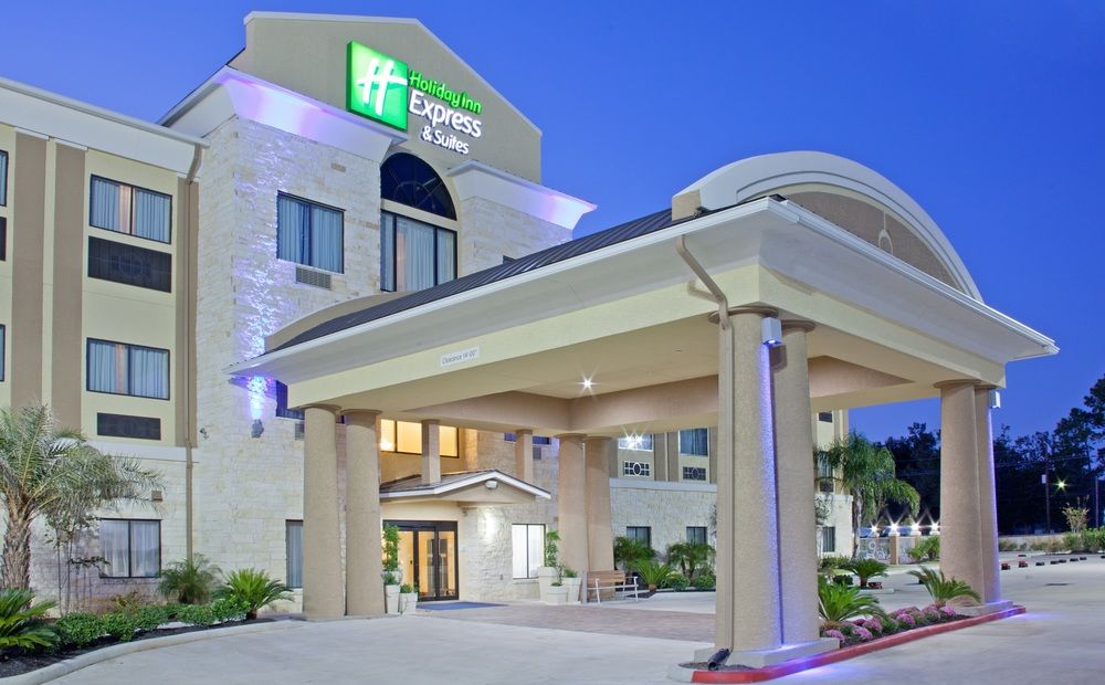HOLIDAY INN EXPRESS & SUITES BEAUMONT NW PARKDALE MALL in Beaumont, Tx