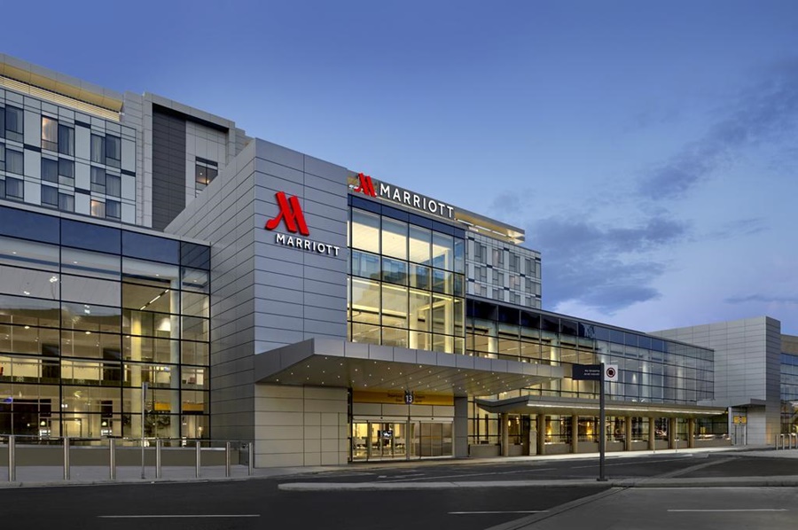Calgary Airport Marriott In-Terminal Hotel in Calgary