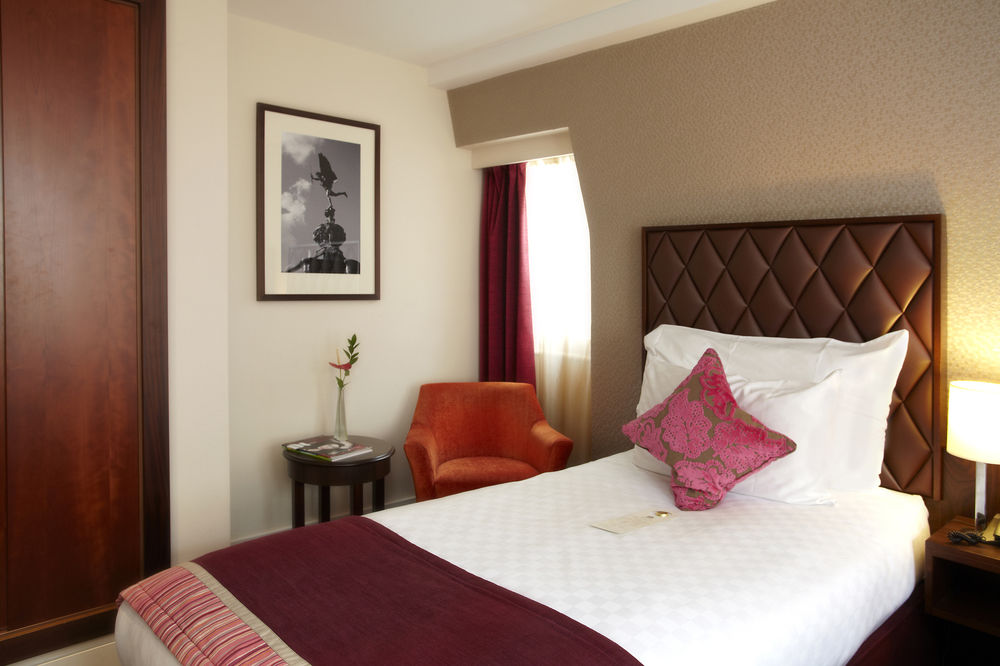 DOUBLE TREE BY HILTON LONDON MARBLE ARCH in London