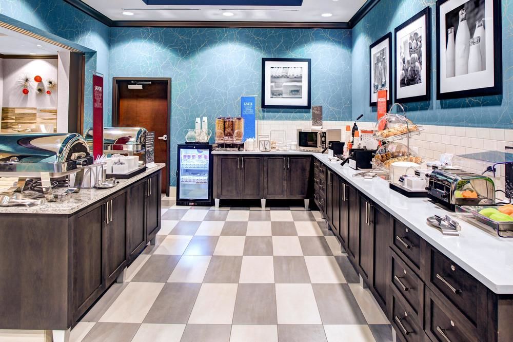 Hampton Inn & Suites by Hilton Atlanta Perimeter Dunwoody in Atlanta,Ga