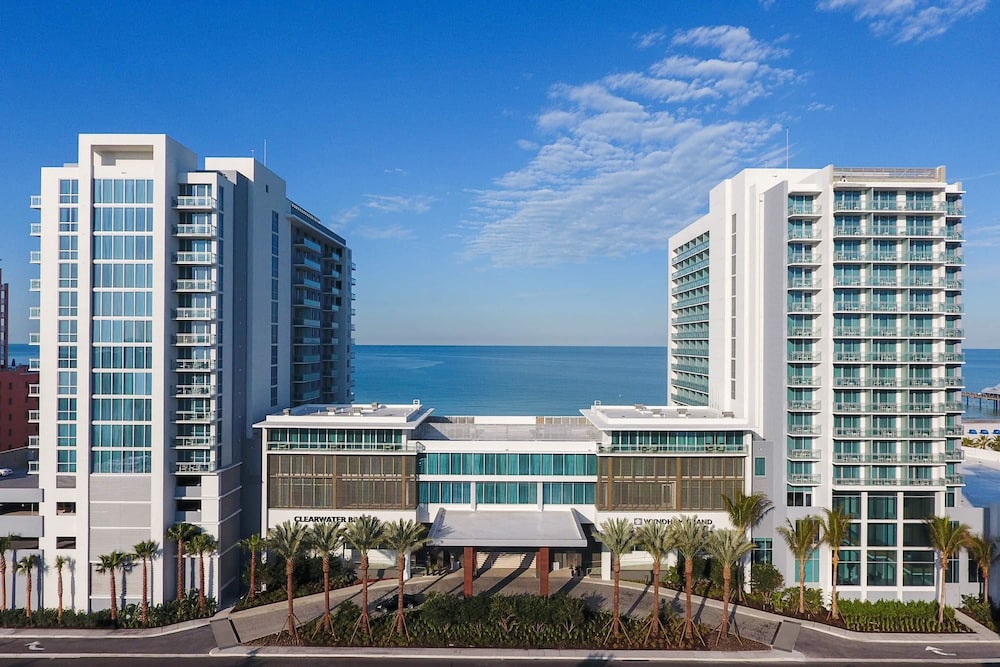 WYNDHAM GRAND CLEARWATER BEACH in Clearwater, Fl