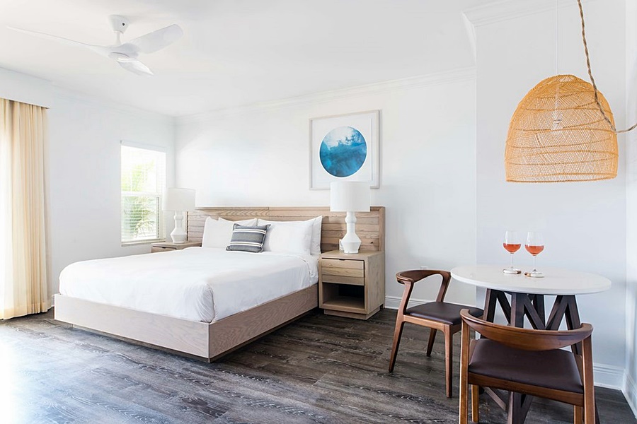 PARROT KEY HOTEL & VILLAS