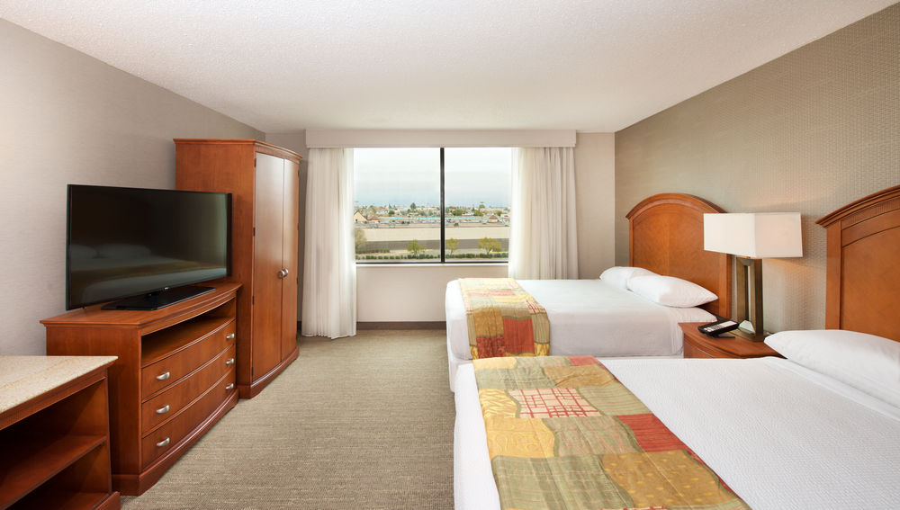 Embassy Suites by Hilton El Paso in El Paso, Tx