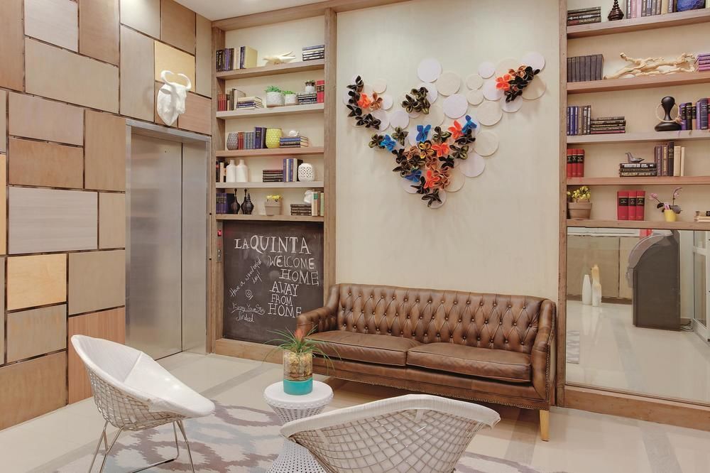 La Quinta Inn & Suites by Wyndham Brooklyn Downtown in New York, Ny