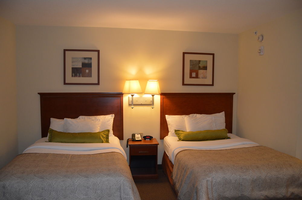 Candlewood Suites Fort Myers Sanibel Gateway by IHG in Fort Myers