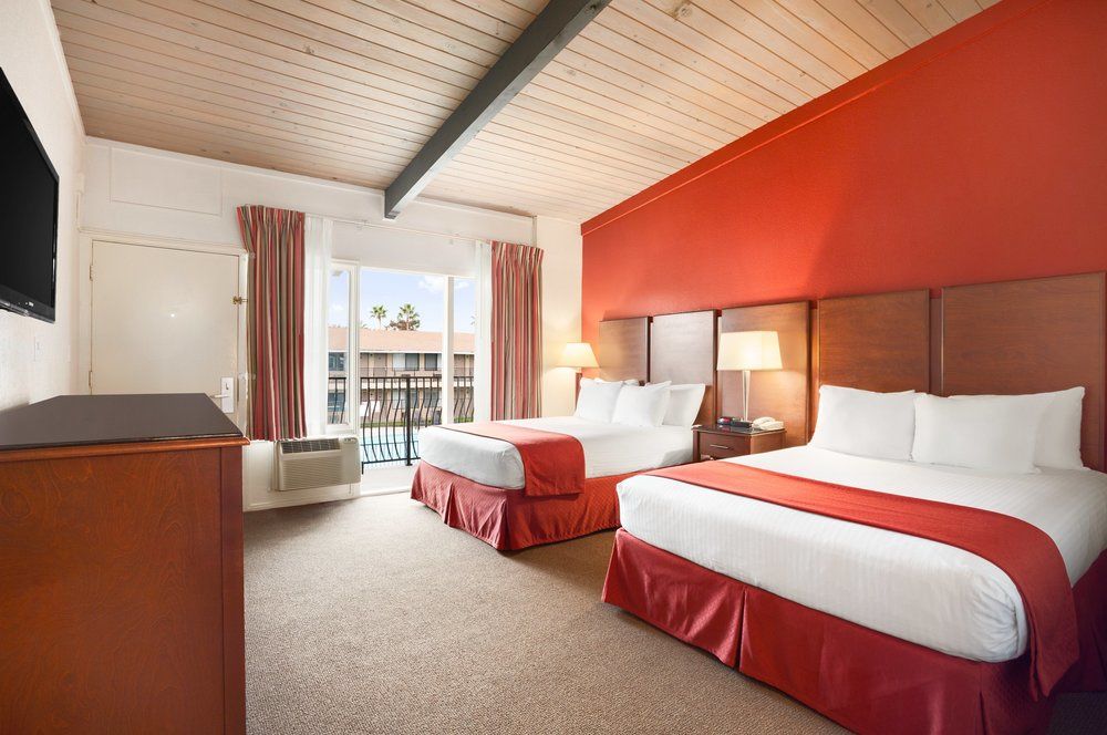 RAMADA BY WYNDHAM SAN DIEGO NORTH HOTEL & CONFERENCE CENTER in San Diego, Ca