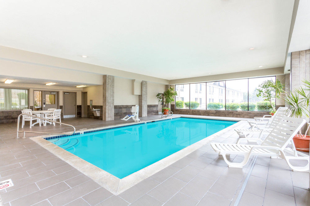 Ramada by Wyndham Salt Lake City in Salt Lake City