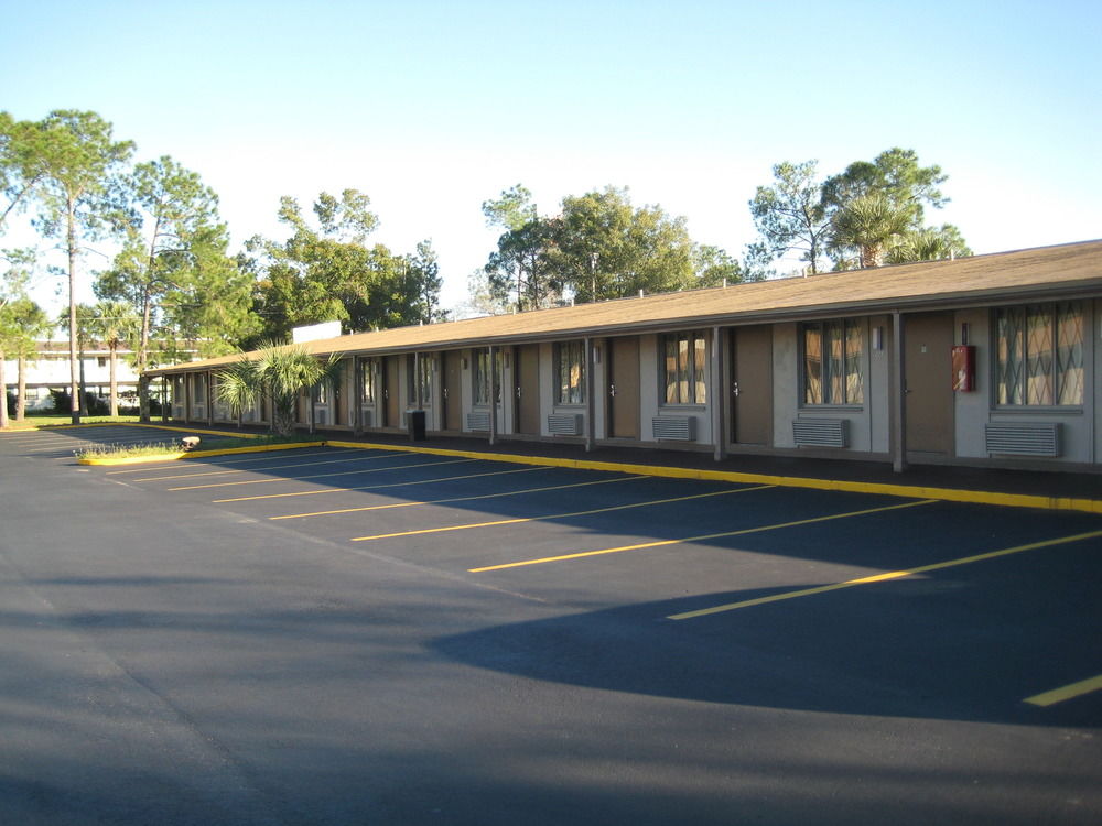 Super 8 by Wyndham Kissimmee/Orlando in Kissimmee, Fl