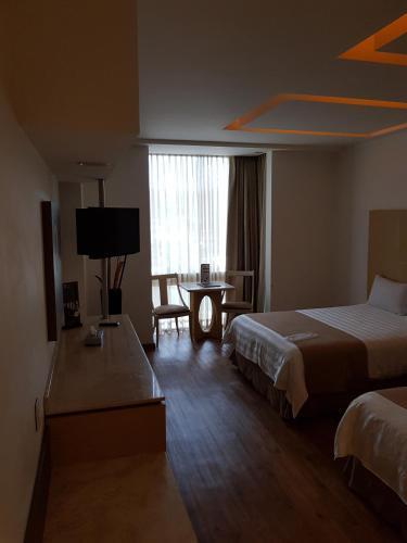 RAMADA BY WYNDHAM MEXICO CITY SANTA FE in Mexico City