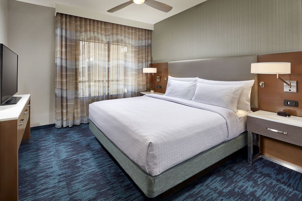 Homewood Suites by Hilton San Diego Hotel Circle/SeaWorld Area in San Diego, Ca