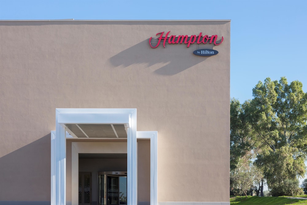 Hampton by Hilton Rome East in Rome