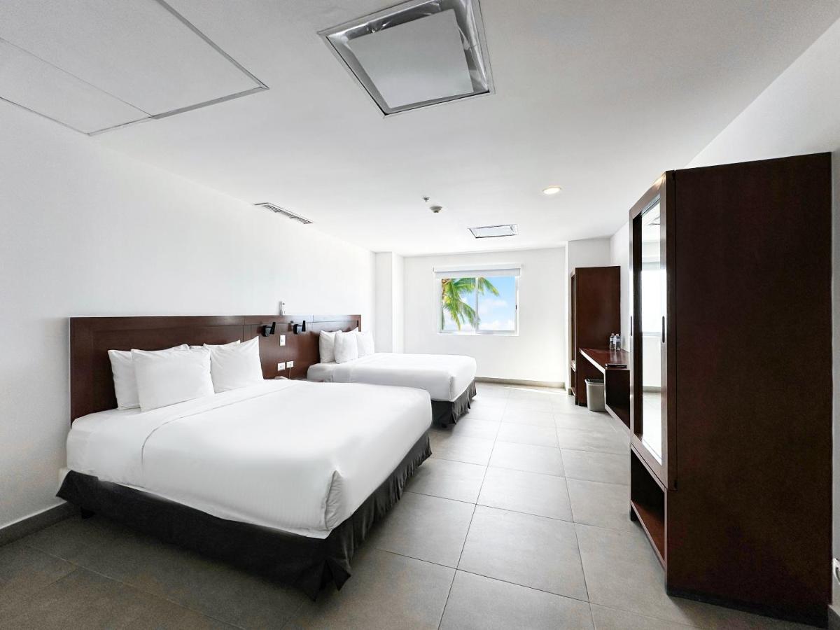 GARNER HOTEL MAZATLAN BEACH BY IHG in Mazatlan