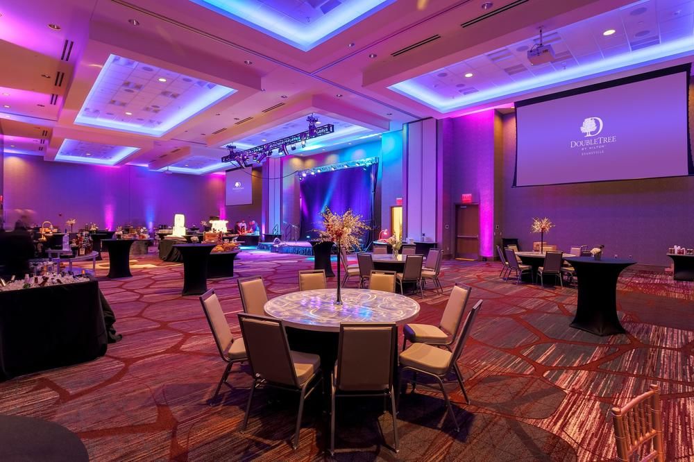 DoubleTree by Hilton Evansville in Evansville, In