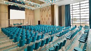 HOLIDAY INN DUBAI FESTIVAL CITY in Dubai