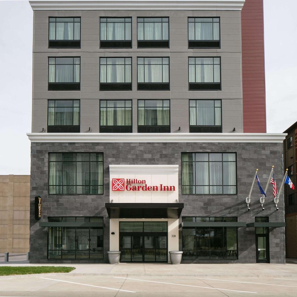 Hilton Garden Inn Iowa City Downtown University in Iowa City, Ia