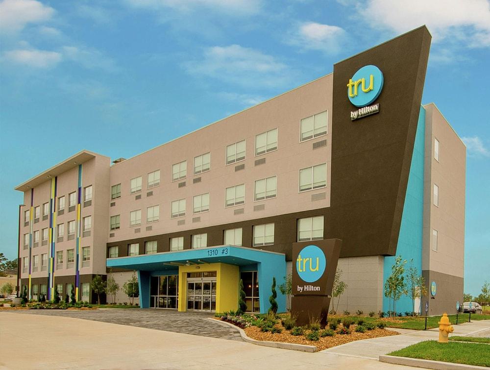 Tru by Hilton Lafayette River Ranch in Lafayette