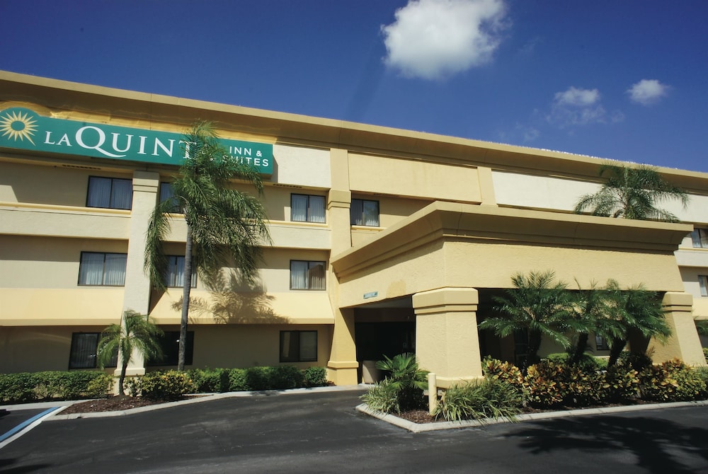 La Quinta Inn & Suites by Wyndham Tampa Brandon West in Tampa, Fl