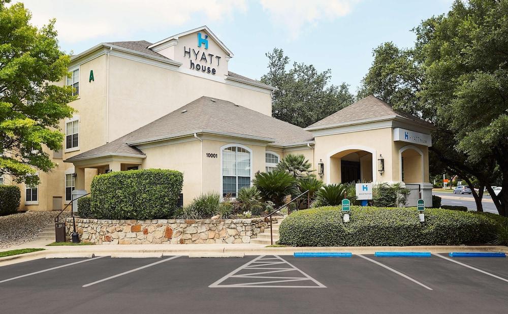HYATT house Austin/Arboretum in Austin, Tx