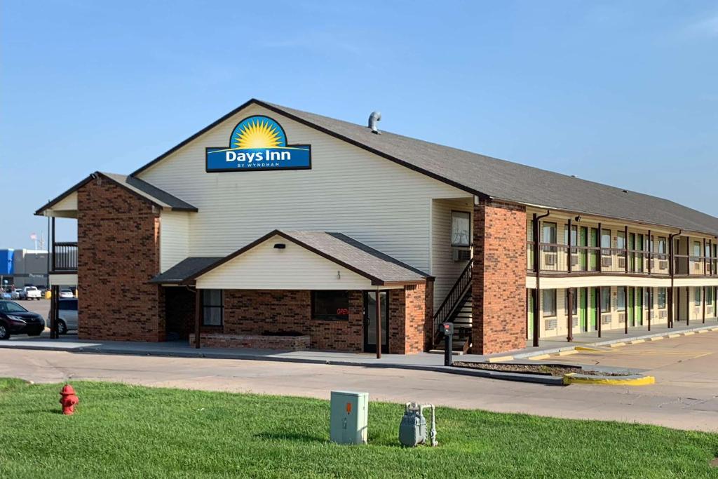Days Inn by Wyndham Pratt in Pratt, Ks